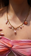 COLLIER LILY